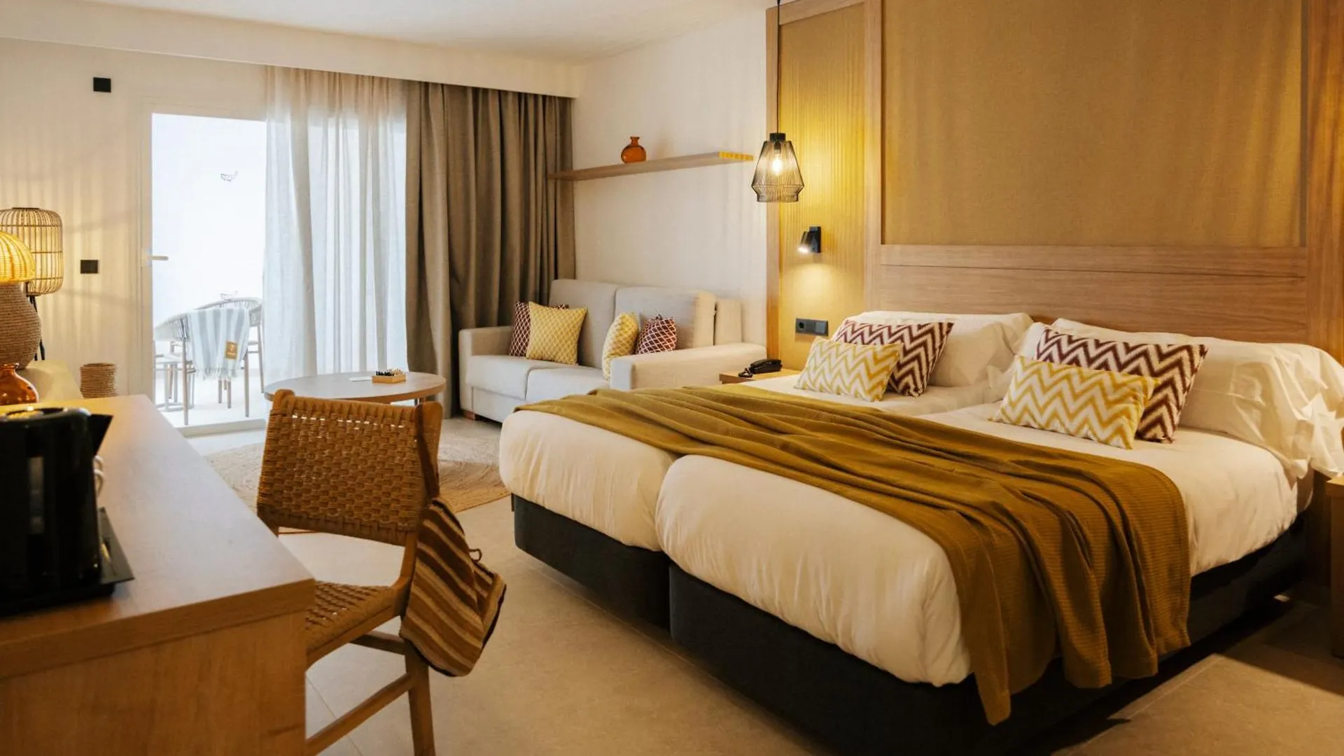 Caramelo Marina Calan Bosch - Adults Only Hotel Cala'N Bosch